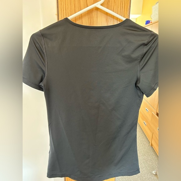 Nike dri-fit shirt - Picture 3 of 3